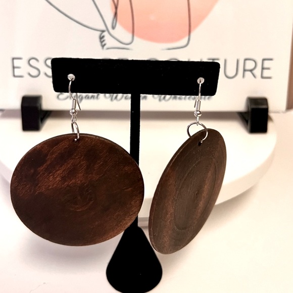 SALE! Afrocentric Women Wooden Teardrop Shaped Wood Dangle Earrings - Picture 4 of 5